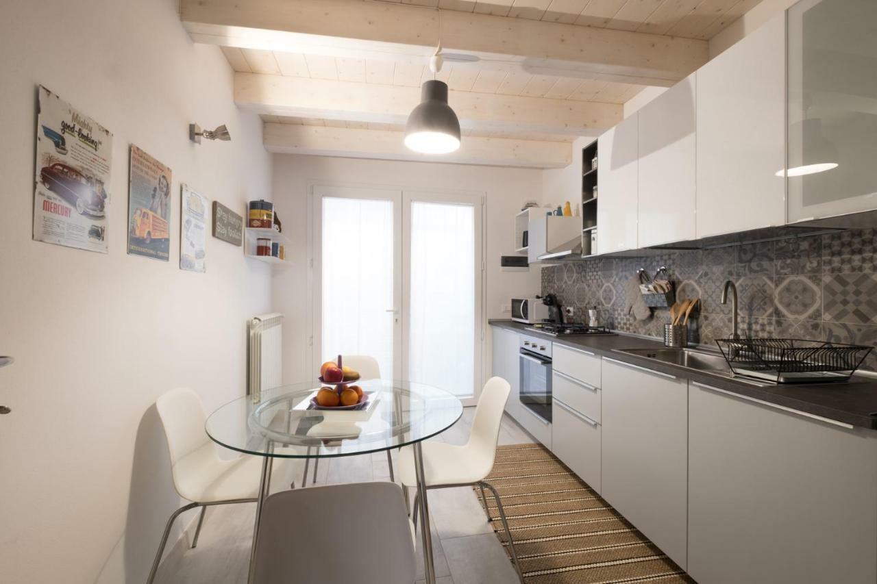 Happy House Apartman Viareggio Kültér fotó